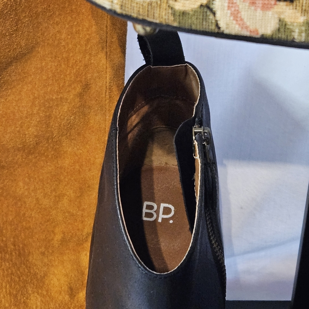 Pre-owned Black Leather Ankle Boots - Picture 4 of 4
